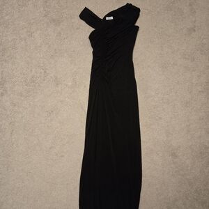 Calvin Klein Elegant Black Maxi Off-Shoulder Dress
